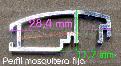 Perfil de mosquitera fija con lado curvo